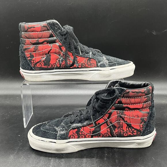Vans X Stranger Things Sk8 Hi Sneakers Shoes M 6 W 7.5 Black Friends Don't Lie - Picture 2 of 7
